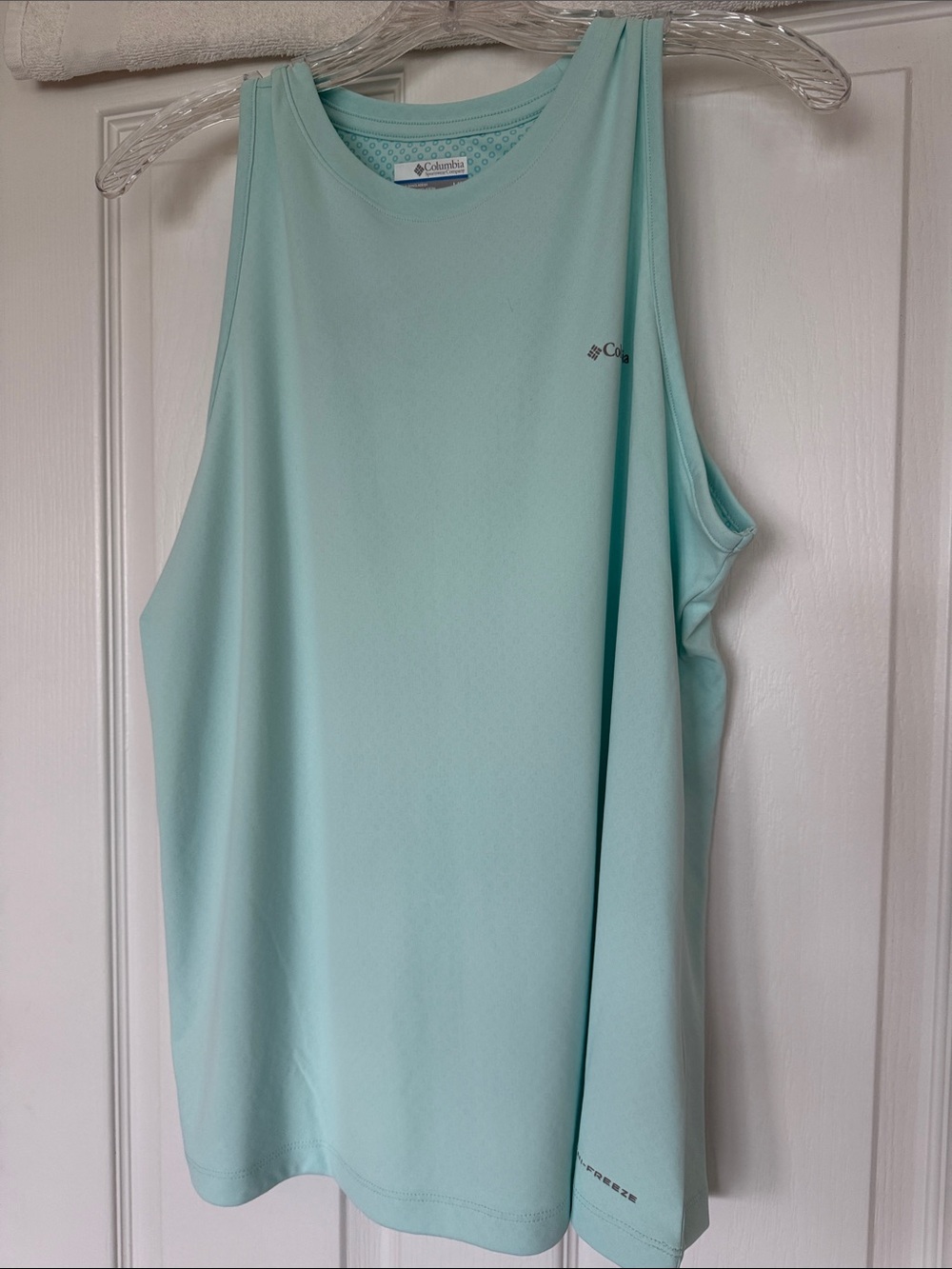 Columbia Omni-Freeze Aqua Open Back Cooling Tank Top Large